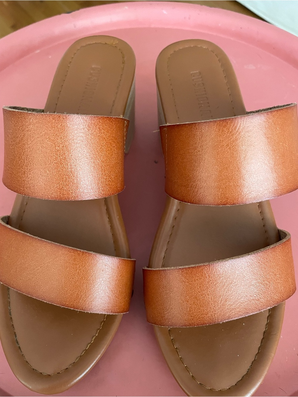Cushionaire sandals